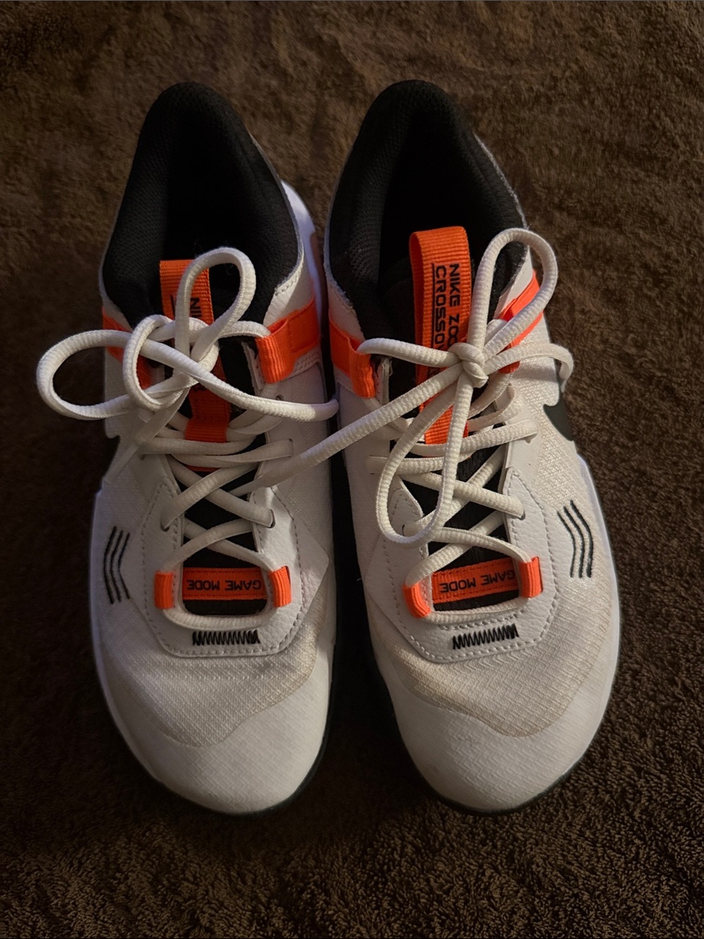 Nike Kids White & Orange Game Mode Sneakers size 5.5 Y - Picture 1 of 9